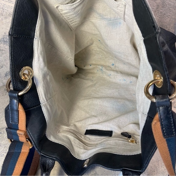 Mark & Graham Tote Black Leather - Picture 7 of 14